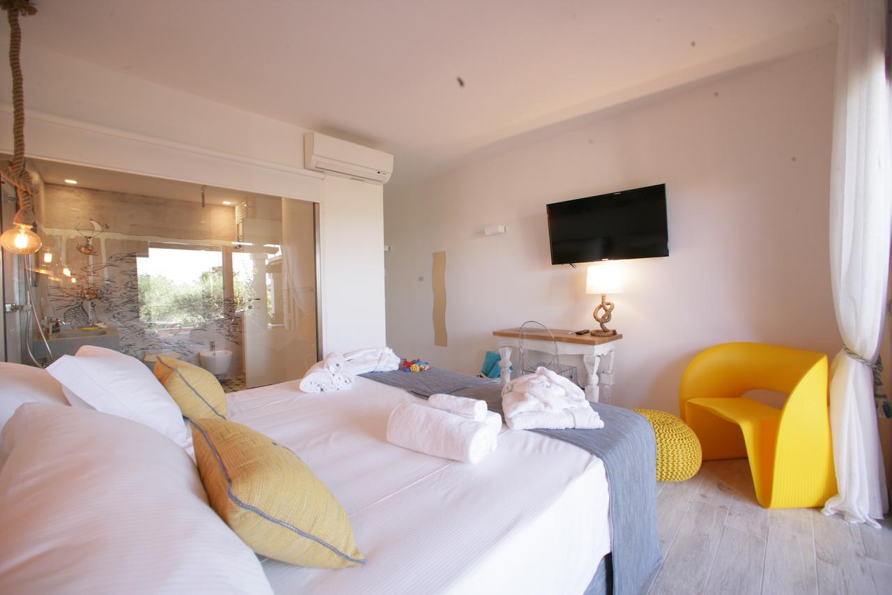 Geco Di Giada Art Suites - Adult Only Порто Ротондо Екстериор снимка