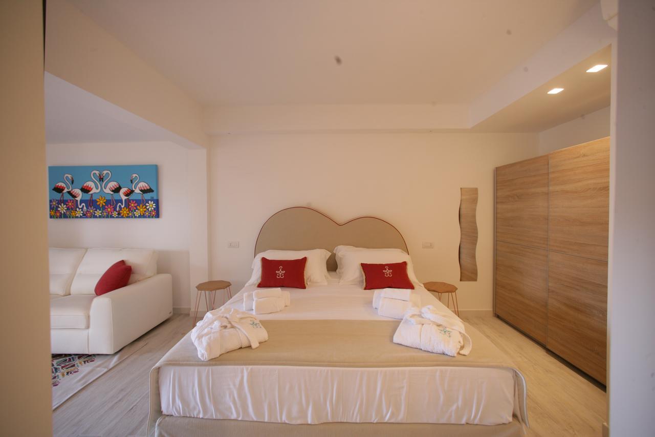 Geco Di Giada Art Suites - Adult Only Порто Ротондо Екстериор снимка